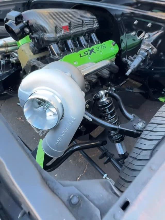 The C-10 — LSX 376 and Turbo