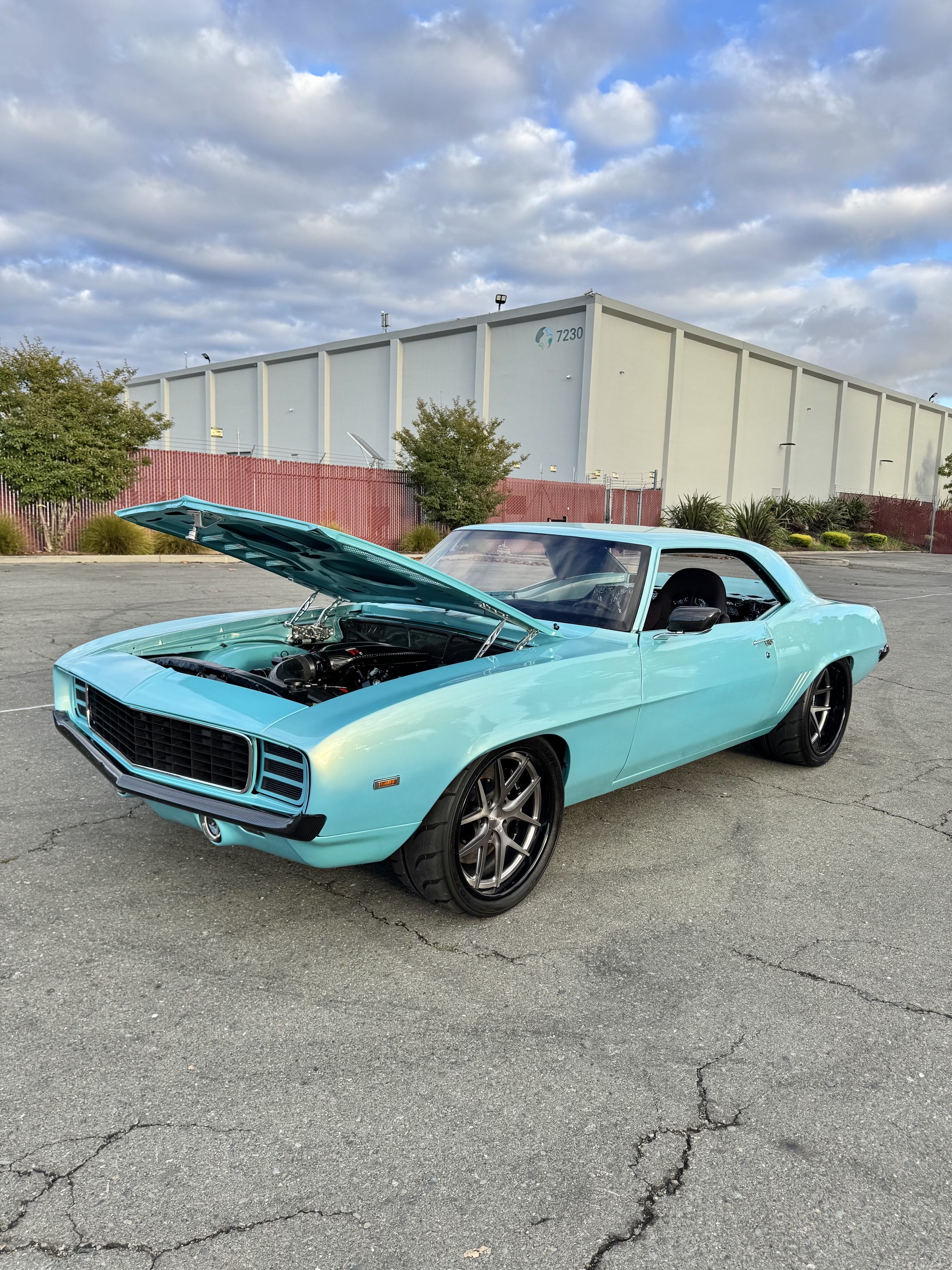 Hypnotic Camaro — exterior